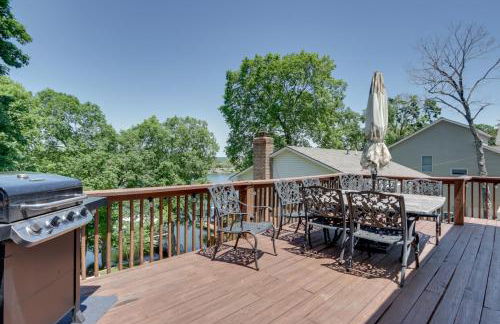 Lakefront Missouri Vacation Rental with Dock and Slip! - Foto 1