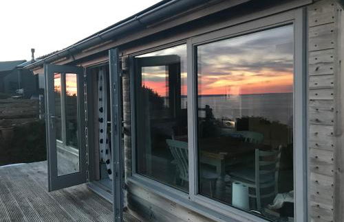 Romantic cliff top chalet at Whitsand Bay beach - Photo 19