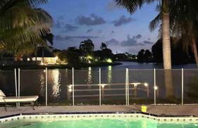 Modern Lakefront Home - Foto 11