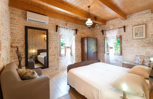 Charming Villa with Private Garden & BBQ - Foto 26