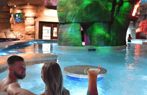 LUX Poconos Home MINS to Lehigh Valley Hosp - Foto 1