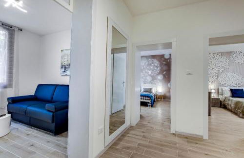 White Flowers with Canal View by Wonderful Italy - Foto 26