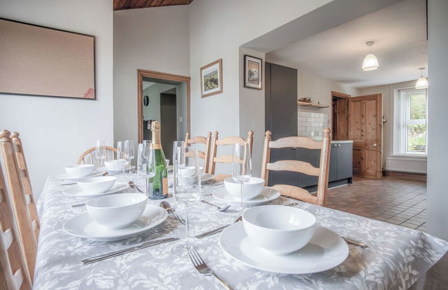 Hill House - 4 Bedroom - Llanrhidian - Photo 29