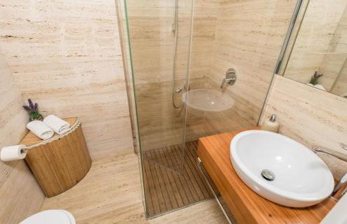 Lovely Home In Kolanjski Gajac With Wifi - Foto 33