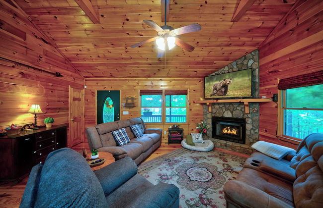 Mountain Community Home In Ellijay! Games, Private Hot Tub and Sunsets! - Foto 18