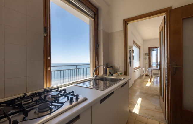 Sky Sea Apartment in Ospedaletti - Photo 11