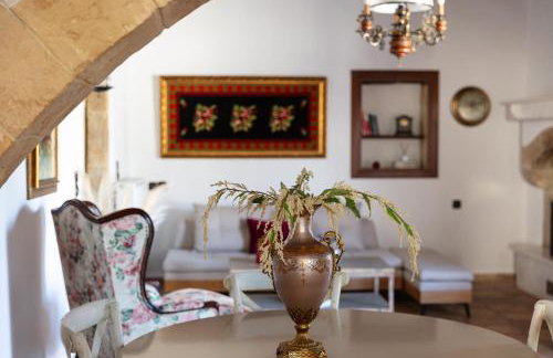 Captain's Hyatt - Photo 13