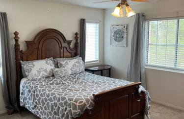 Vic's 3 bedroom 4beds & POOL centrally located! - Foto 12