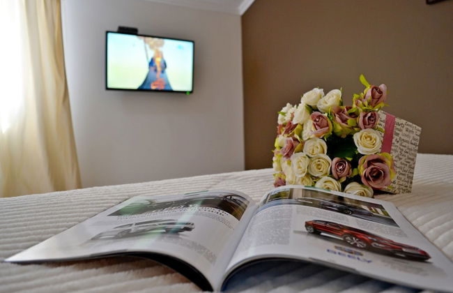 Townhouse Park & House - Photo 19