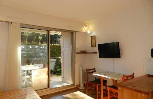 Studio coin nuit avec terrasse et parking privatif à Bormes-les-Mimosas - FR-1-251-900 - Foto 15