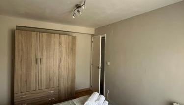 Santa Coloma Apartamentos - Foto 3