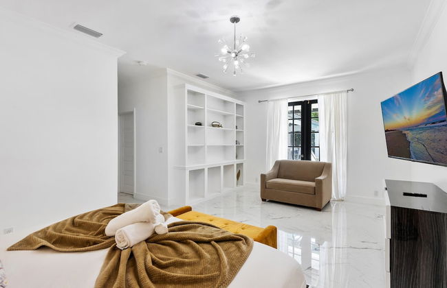 Amazing 7 BR Villa With Heated Pool Near the Beach - Foto 52