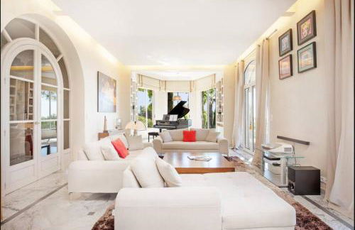 LE CASTEL ROSE Super Cannes, face aux Îles de Lérins - Foto 9