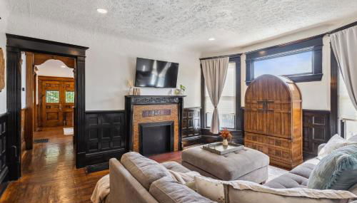 Meerkat Manor- 5 Min Drive to CLE Clinic - Foto 5