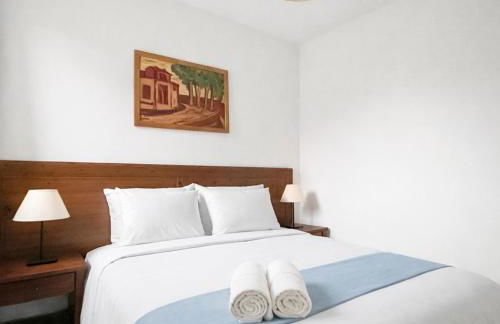 Séjour familial RDC, parking, piscine chauffée - Photo 14