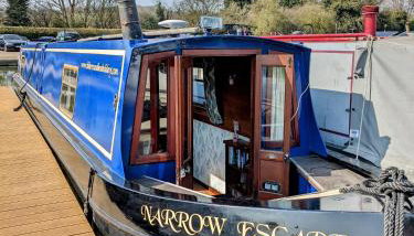 Narrow Escape - 50ft Boat on the Grand Union Canal, near Tring - Foto 2