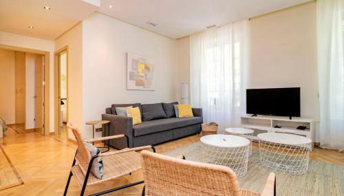 Velazquez Suites - Photo 2, Other