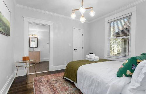 Walnut Remodeled Modern 5BR Home Walkable King Bed - Foto 35