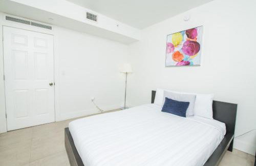 Spacious entire Apartment with Free Parking - Foto 21