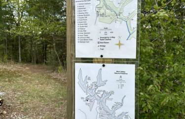 Hemlocks Over Muir in Rogers KY - Hot Tub & WiFi - Foto 35