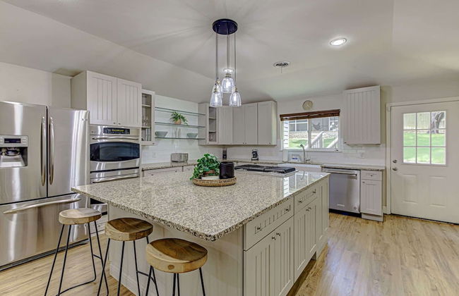 Rooftop Deck w/ City Views! - Foto 12