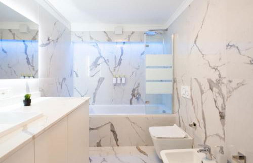 Infinity Blue - Sunny Apartment With The View - Photo 29