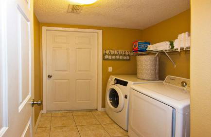 5BR Golden Pond Resort Family Villa with Pool Near Disney - Foto 24