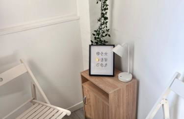 PORT DE HYERES - Appartement 40m2 - 4 personnes - place de PARKING - Foto 6