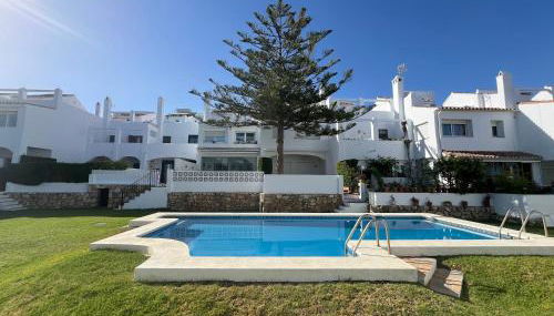 Casabel Beach Villa Playa Alicate Marbella - Photo 5, Garden, Garden view