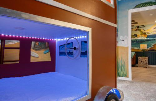 New 10-bedroom Luxury Retreat, Private Pool and Spa, Near Disney and Orlando - Foto 50