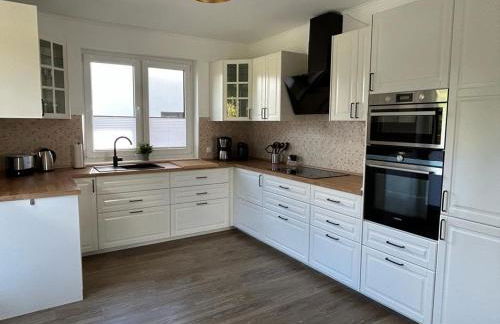 Exklusive Ferienwohnung bei Berlin, bis 5 Gäste, große Terrasse, Garten - Foto 16