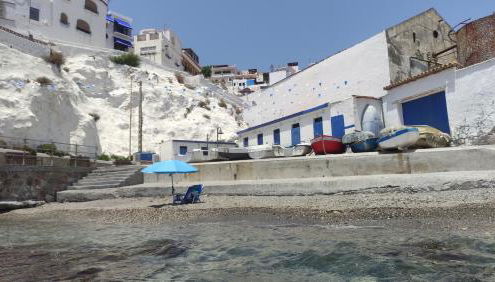 Casa en Salobreña, La Caleta, a 200m de la playa con garaje privado - Foto 4