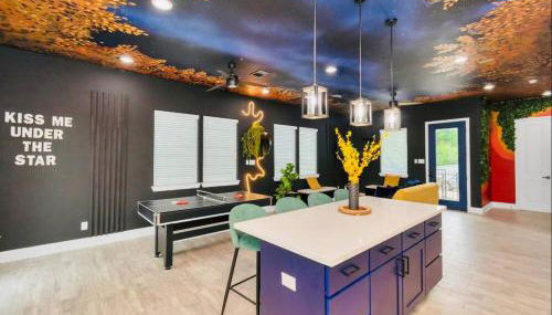 CAMP OUT - Big Backyard - 5mins To Downtown - Foto 1