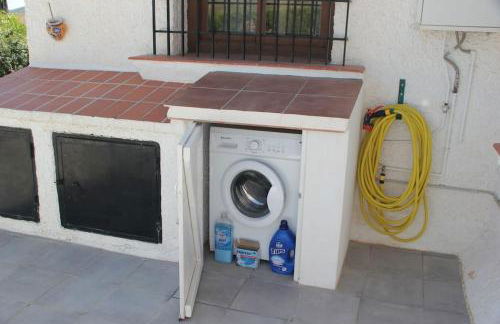 Stunning Villa Felipe, with private pool & hot tub - Foto 34