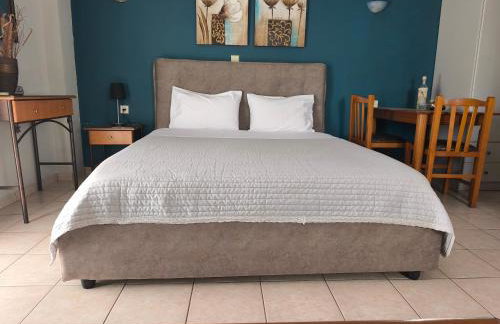 Zisis Garden Studios - Photo 1