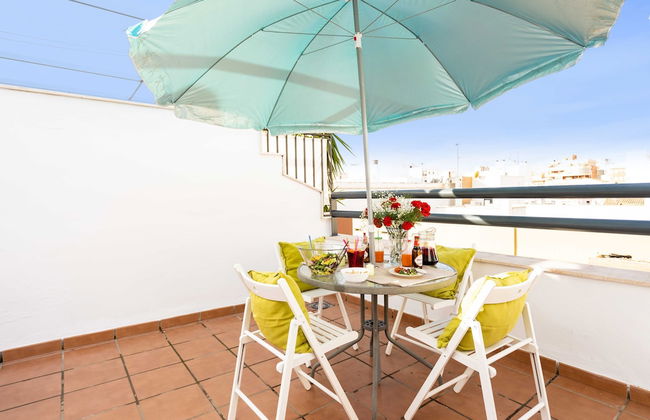 Holidays2Malaga Juan de Mena Apartments - Photo 66