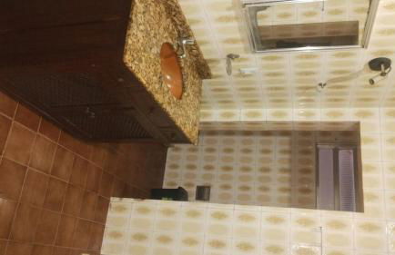 house with pool and 5 bedrooms - Photo 16