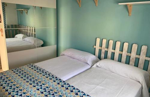 Casa rosa completa-patio- BBQ-columpios-buhardilla - Foto 19