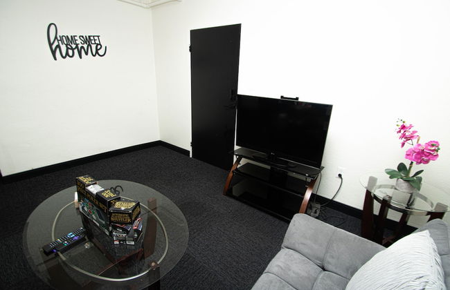 Vintage Elegance - Condo Steps Away From Casino - Foto 23