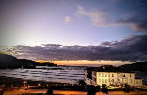 Frente a la playa - Foto 1