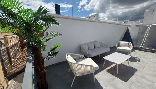 Nuevo! En el Centro con Azotea Solarium, Parking, Metro y AVE - Photo 2