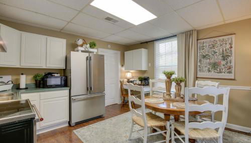 The Cabernet Cabin Defiance Home on Katy Trail! - Foto 2