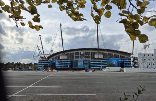 Affordably Elegant Apartments close to Coop live, Etihad Stadium and Manchester City centre - Foto 49