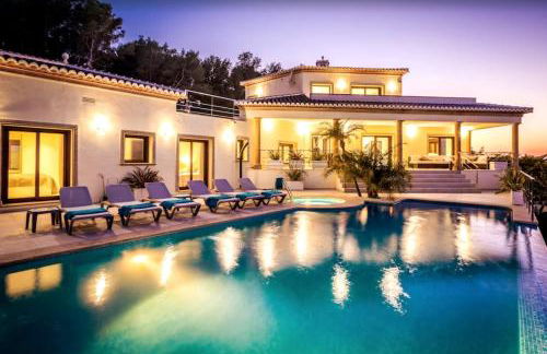 Casa Orquídea - Luxury 4 bedroom Villa - Photo 1