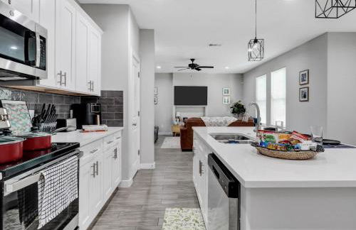 Waxahachie Walkup Backyard Oasis 1 Mi to DWTN Professionally Managed By Stay Albatross - Foto 23