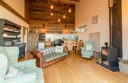 Outshot Barn - Photo 3