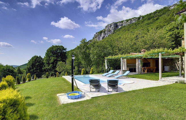 Villa in Lupoglav With Pool Near the Sea - Foto 18