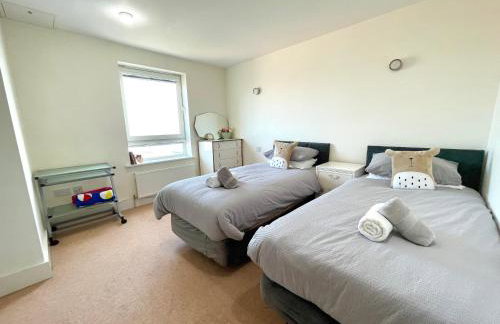 Quay & Sea View Spacious Modern Secure Parking - Photo 20