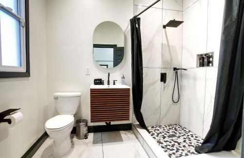 The Black and White House - Foto 26