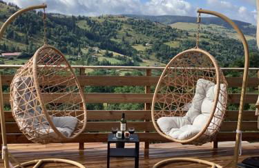 Les Chalets Bambi & Jacuzzi privatif - Foto 1